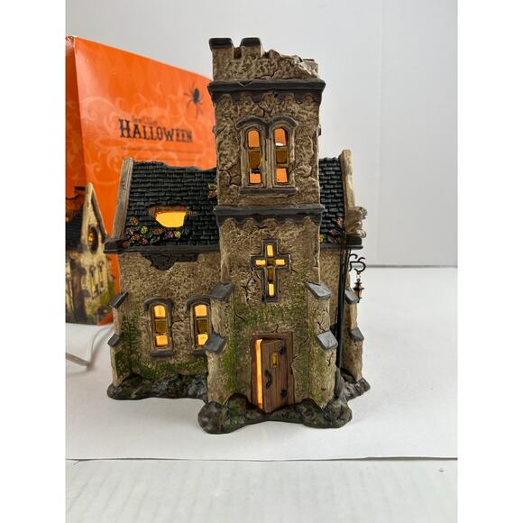 Department 56 Snow Village Halloween The Haunted Church Lighted Building - Picture 5 of 7